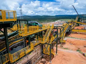 O Avanço da China no Mercado de Lítio e o Impacto no Futuro do Armazenamento de Energia e da GD no Brasil