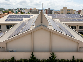 Igrejas reduzem conta de luz com energia solar e investem mais em projetos para a comunidade